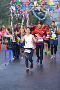 BIB: 4016
                            <button type="button" onclick="openModal(9909684)" class="btn btn-primary btn-sm float-right btn-popup" data-toggle="modal" data-target=".modal-high-quality">
                        <i class="fas fa-shopping-cart"></i> Add to Cart
                    </button>
                                            <button type="button" onclick="isThisMe(9909684, true)" class="btn btn-success btn-sm float-right btn-popup btn-isme hidden" data-toggle="tooltip" data-placement="bottom" title="นี่คือรูปของคุณใช่ไหม คลิกที่นี่เพื่อเอาเข้าอัลบั้ม">
                        <i class="fas fa-plus"></i> Add to album
                    </button>
                    <button type="button" onclick="isThisMe(9909684, false)" class="btn btn-warning btn-sm float-right btn-popup btn-isnotme hidden">
                        <i class="fas fa-ban"></i> Remove from album
                    </button>